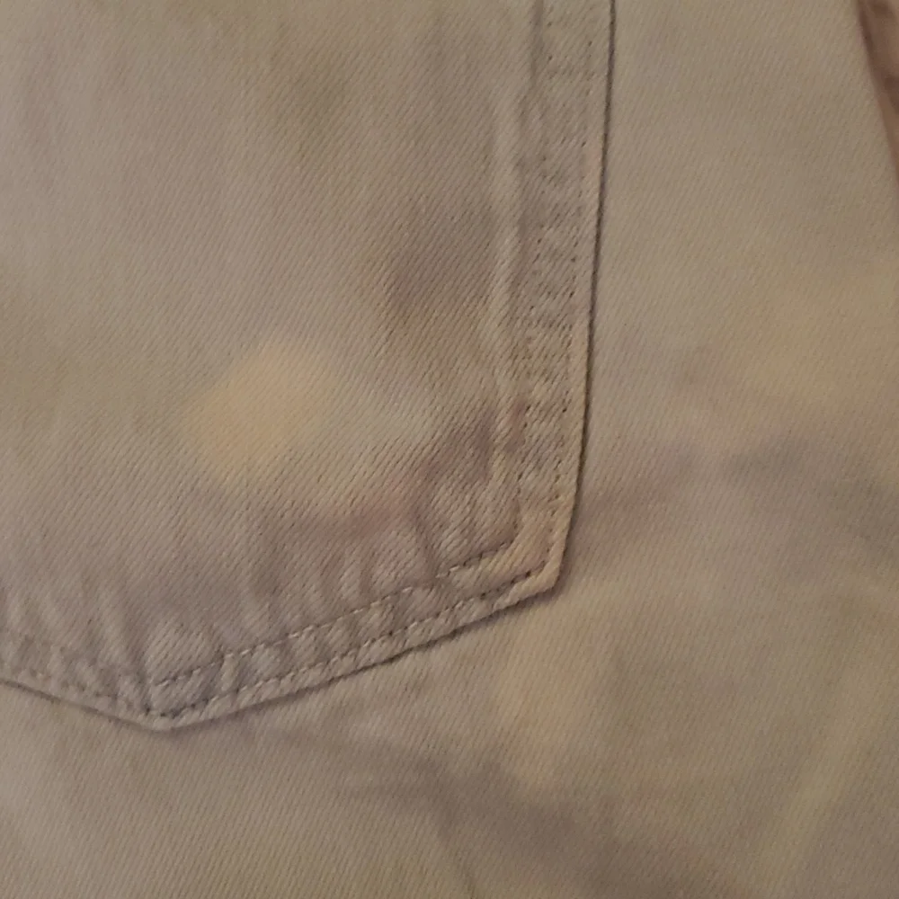 Old Navy Light Wash Frayed Denim Shorts – Size 6